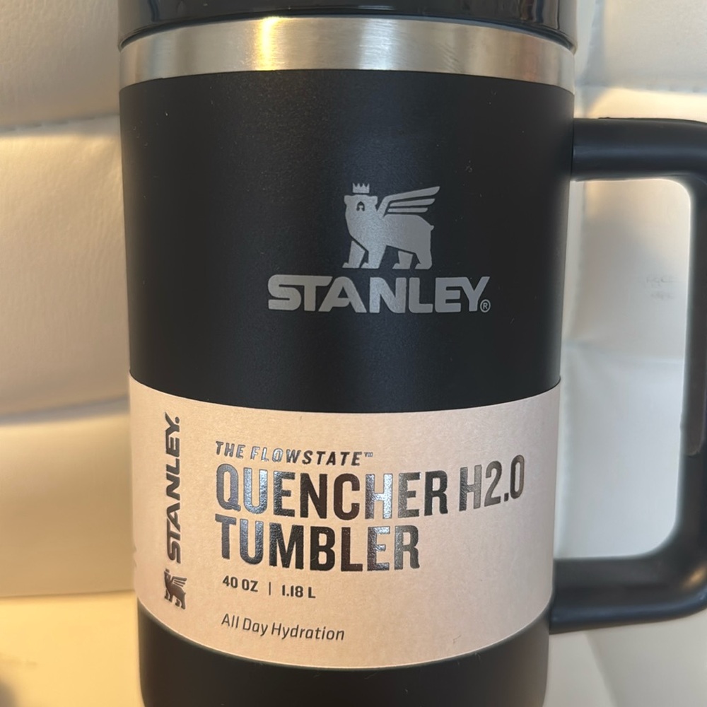 Stanley 40 Oz Tumbler Black